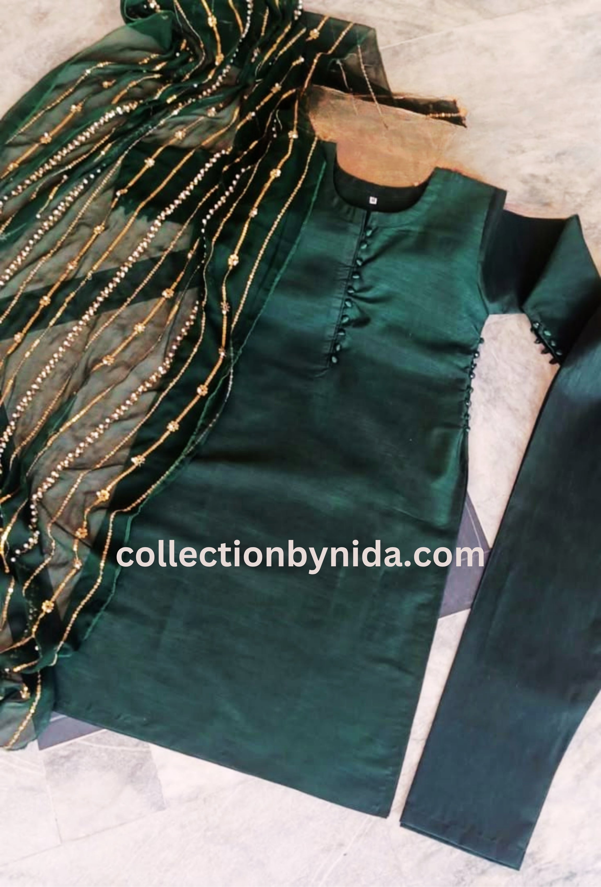 woman's clothing